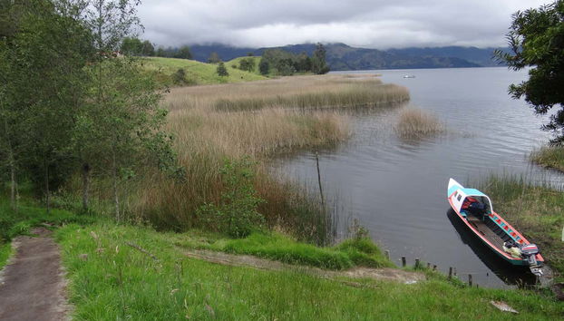 Paisajes de la laguna de la Cocha