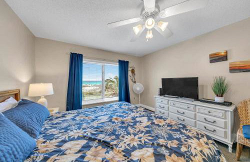 Destin on the Gulf 205 - Updated Gulf Front Property with Free Beach Service - Foto 30