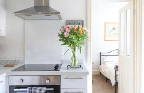 Wend Gardens Annx Carleton Skipton Pet friendly - Photo 6