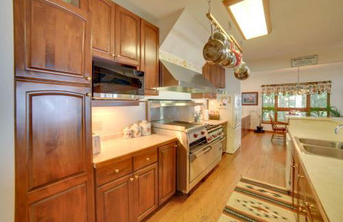 Lakefront Lookout! Private Sand Beach on Superior - Foto 8