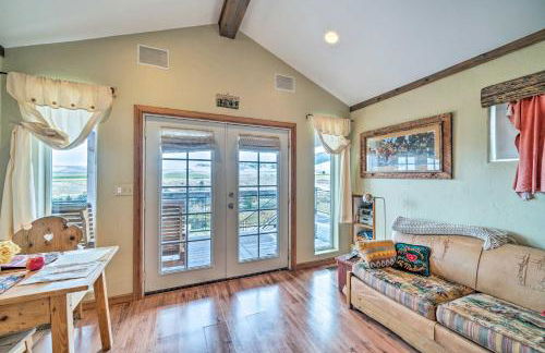 Dreamswest Ennis Studio with Deck and Stunning Views - Foto 7