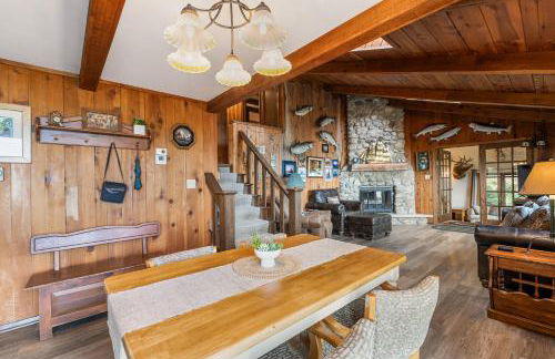 Lily Bay Lodge by Simple Life Rentals - Photo 37