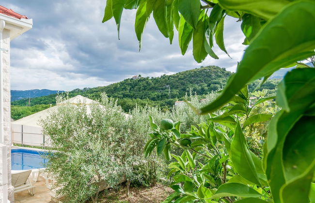 Villa Holiday Home Zvečanje - Foto 30