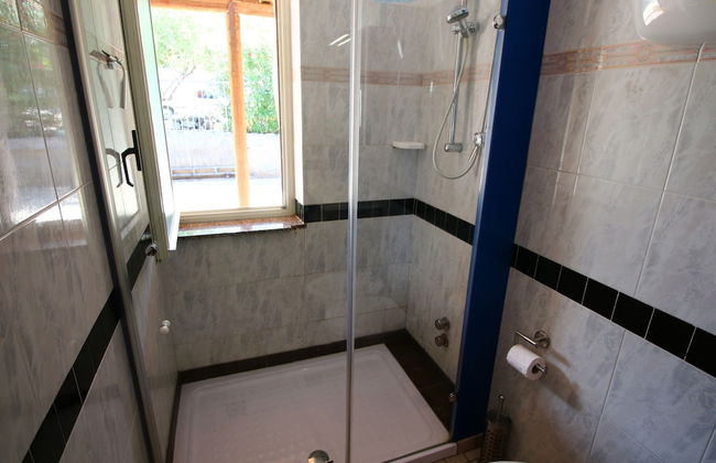 Cozy Holiday Home in Ricadi near Sea - Photo 9