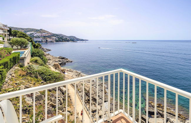 Apartment in Roses Near Canyelles Beach - Photo 28