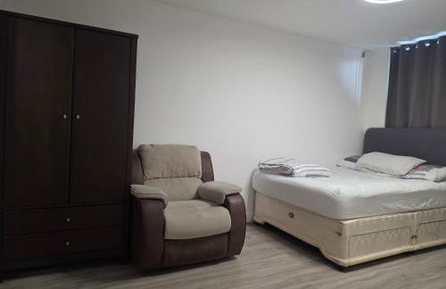 Luxury 2 Bedroom City Centre Apartment Sleeps Up to 6 HS2 Deals available - Foto 11