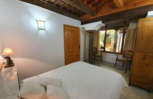 Vista Alhambra Apartamentos - Photo 19