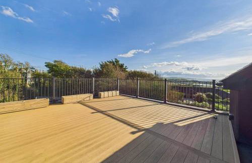 Coastal retreat with hot tub and panoramic views - Foto 20