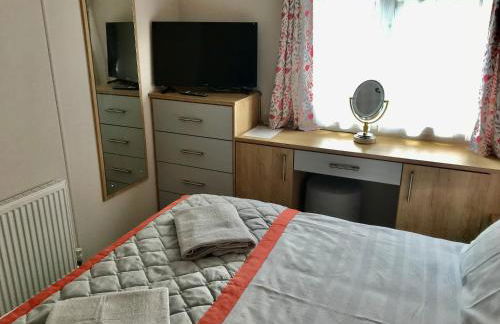 Debran Lodge - Photo 8