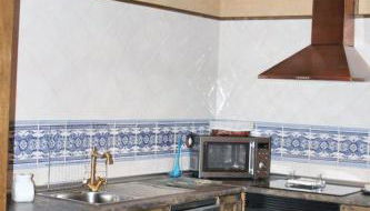 Family Apartment with Mountain View in Hueva - Foto 3