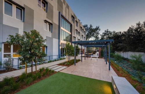 Anton Ladera - Foto 25