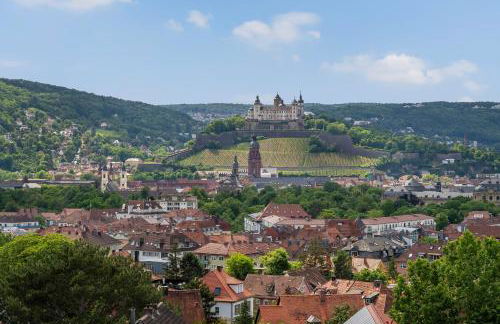 DND Design Loft I 170qm I Parken I Balkon I Workstation I Netflix I Kaffee I Waschmaschine I Trockner I Xbox I Ausblick - Foto 29