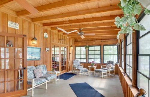 Beautiful Toledo Bend Retreat with Private Dock - Foto 22