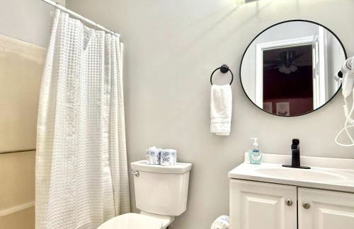 NEW 2b2b ENTIRE TOWNHOUSE PLACE COZY and QUIET SP1271 - Foto 8