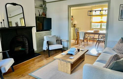 Central Knutsford - Photo 2