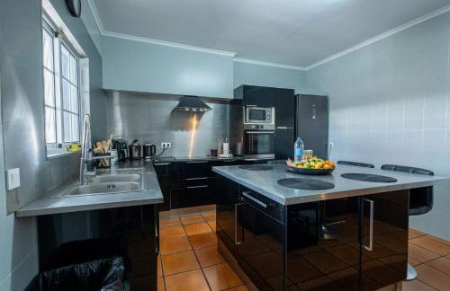 Azores Palmeira Villa - Photo 9