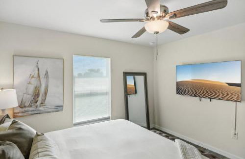 Cape House - 4 BR - Pool - Fire Pit - Private Backyard - Foto 20