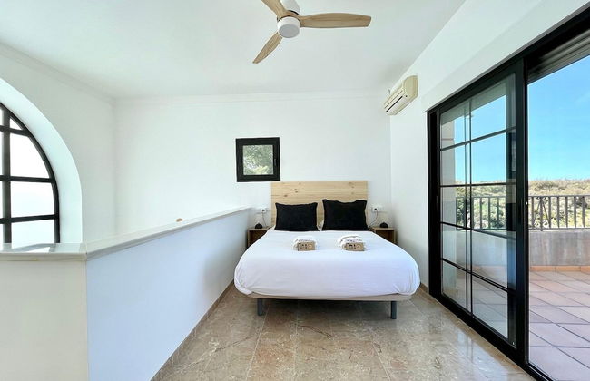 Villa in Velilla With Pool Near Beach - Foto 4