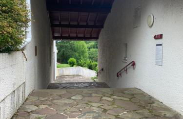 HOSTA Piscine Vue Montagnes - Foto 17