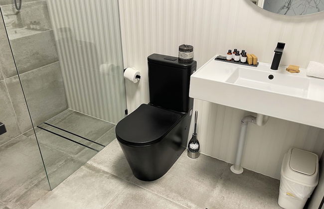 Honeysuckle Executive Apartments - Photo 21