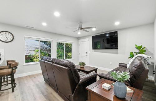 The White House Coveted Triplex Near Lake - Foto 25