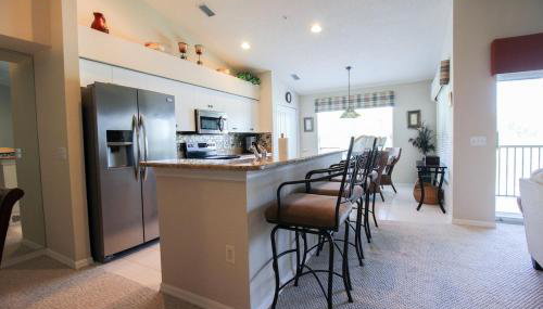 Magnificent 2 BR Lakefront Condo in Heritage Oaks - Foto 4