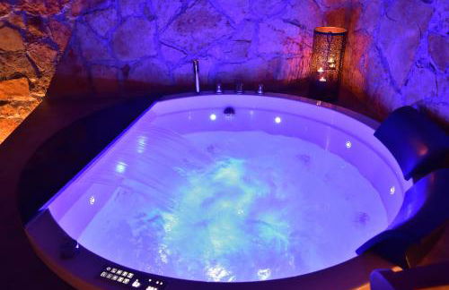 SPA SUITE SICILIA - Intera casa con spa privata Jacuzzi Sauna Bagno di Vapore - Foto 16