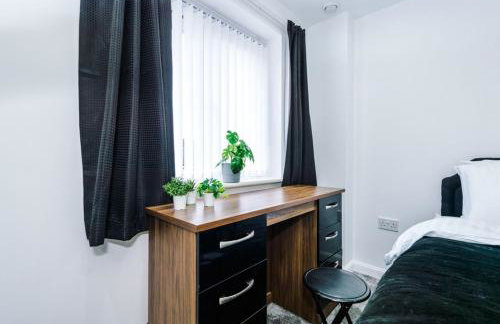 LUXURY 3 BEDROOM HOUSE Close to Manchester Center - Foto 10