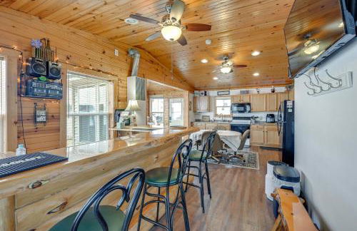 Montello Cabin on Buffalo Lake with Dock and Fire Pit! - Foto 10
