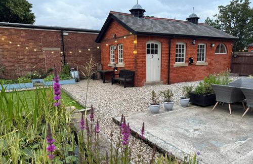 Cosy small cottage in Wirral Merseyside with kitchen - Foto 1