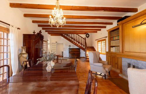 Villa Rosa, espaciosa casa con piscina - Foto 7