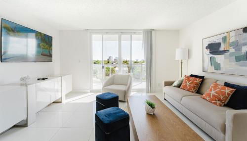 Beachside Modern 2BR 2BA - Foto 3