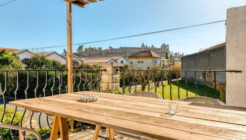 La maison Auguste - vue imprenable sur la Cité - Foto 1