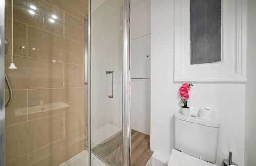 Charming Studio Next to Leicester Sq - Photo 7