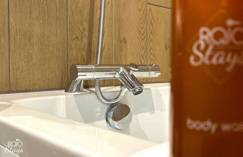 3 bedroom Leeds home for contractors & professionals with free Parking and Netflix nr motorway 5 mins to Royal Armouries - Foto 38