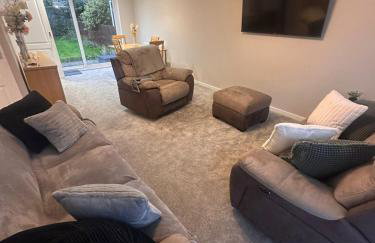 Spacious 3 Bed Home - Cramlington - Free Parking - Pets Welcome - Foto 20