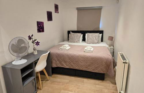 Superior Canary Wharf O2 Arena 2BR Apartment - Photo 53