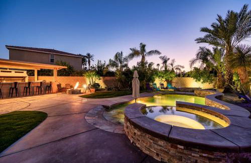 Coachella Play - 6BR Multi-Gen Fun Zone and Retreat with free heated pool - Foto 61