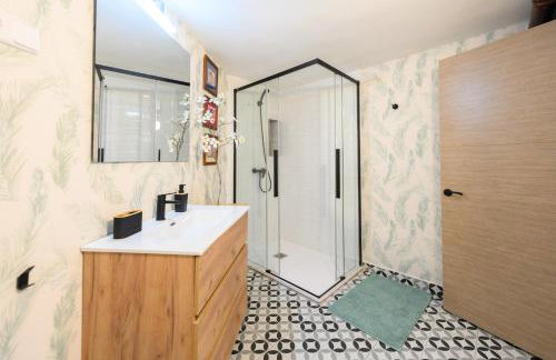Dúplex Moderno con 2 Dormitorios, Cocina Equipada Confort y Estilo Temporal CAÑ220 - Foto 12