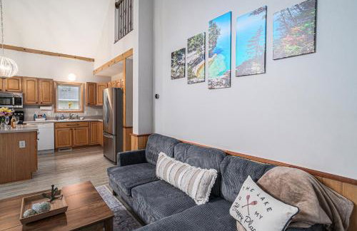 Tranquil 5-BR Lake House Near Duck Lake TC ➠7570 - Foto 12