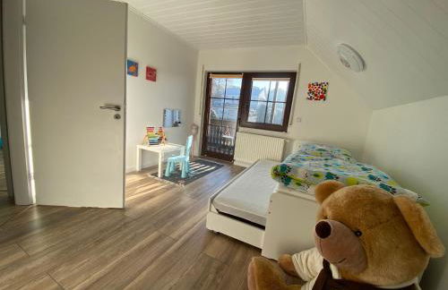 Haus mit Sauna, Garten und Pool - Foto 4