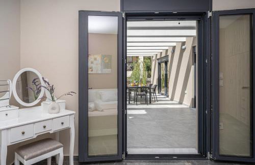 Legantes Luxury Apartments with shared pool - Foto 12