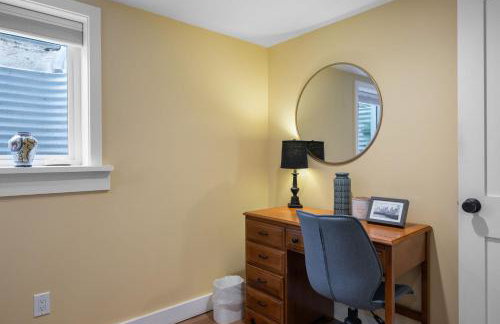 3 BR Loyal Heights Charmer Patio and Lawn - Foto 37