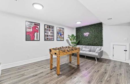 Chic 3BR-4BD-3Bath Oasis with Backyard Near NYC - Foto 27