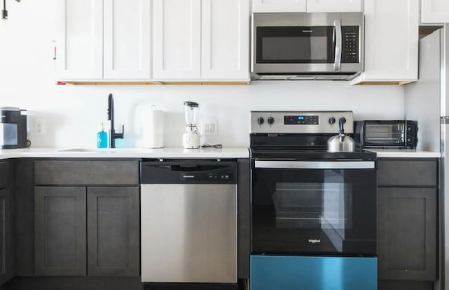 Luxury Studio 30 Mins to Manhattan Evonify - Photo 8