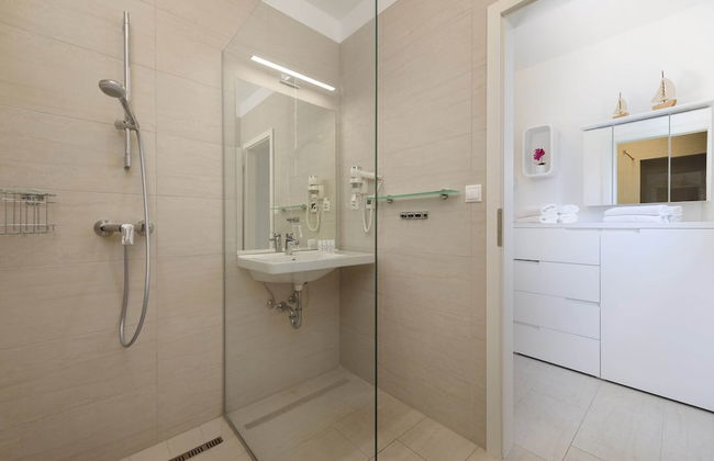 Heritage Apartment With Swimming Pond - Foto 11