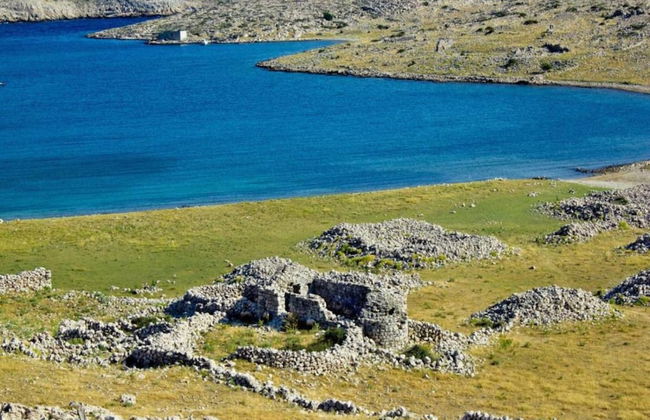 Apartment in Omisalj With Rooftop Terrace - Foto 21