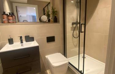 Rock Mill - Luxury 1 Bedroom Apartment 14 with Private Balcony - Foto 8