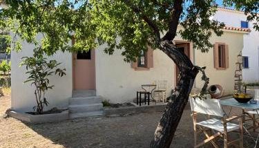 Tsagalo House - Photo 2