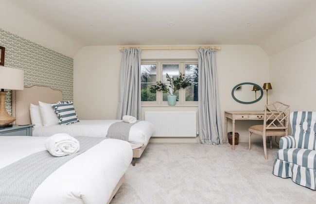 Hayward House Hot Tub Large Garden - From 1100 Per Night - Foto 62